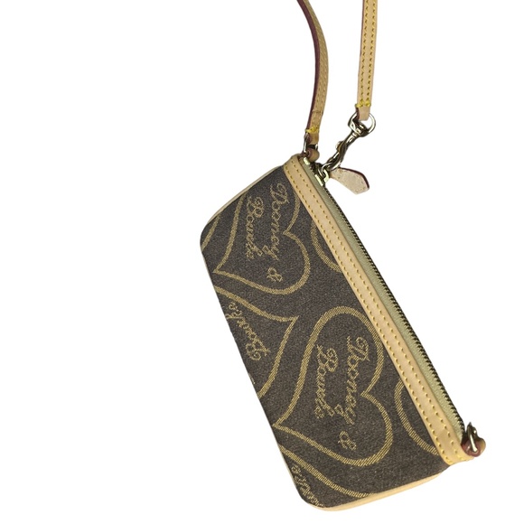 Dooney & Bourke Wristlet Vera Bradley Wallet 3 Bundle - Picture 4 of 13